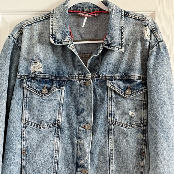 Free People Denim Jean Jacket with Distressed Look Oversized Size Small - Picture 9 of 11